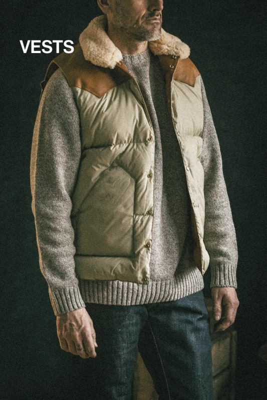 media/image/Vests_Kachel.webp