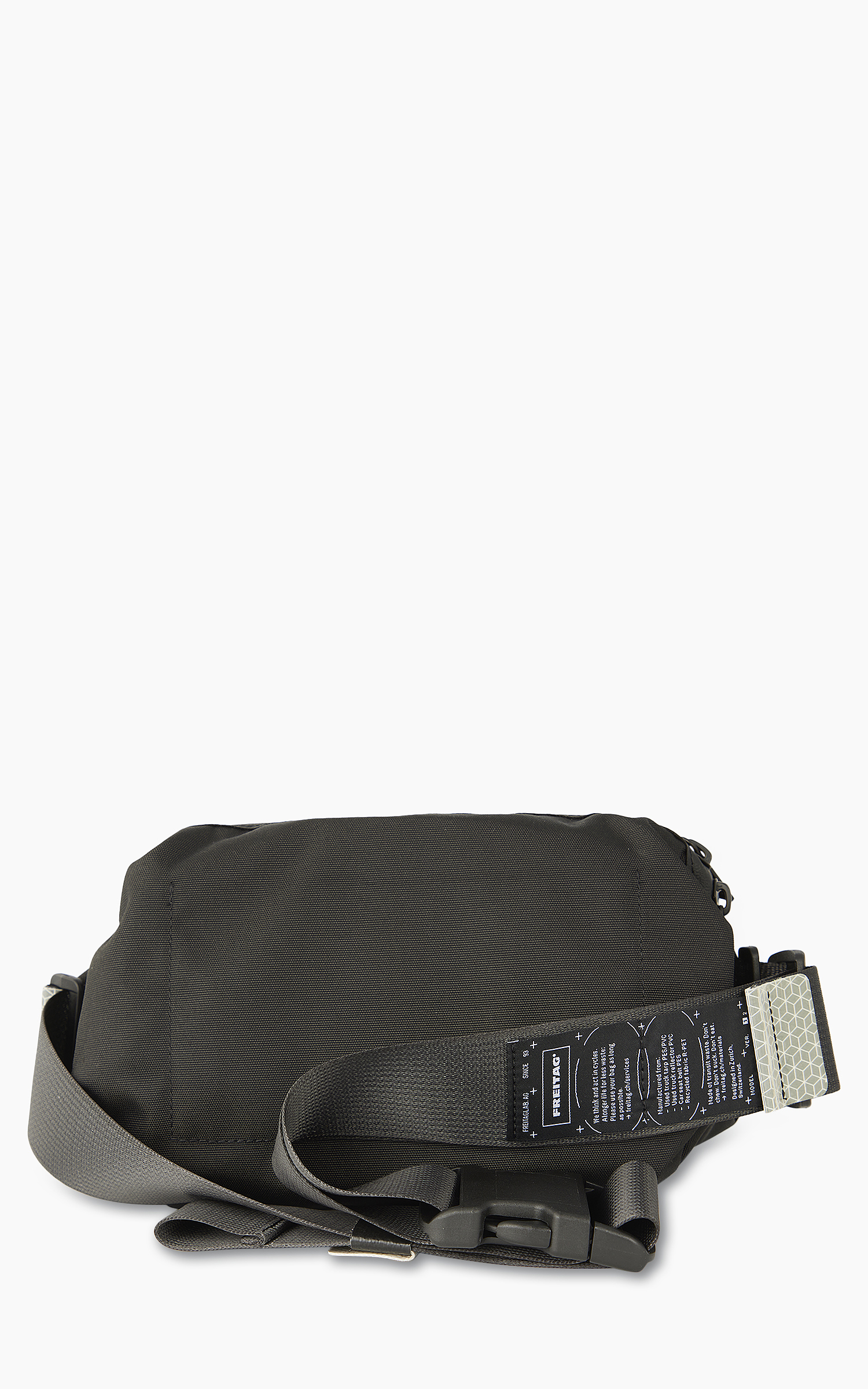 Freitag F650 Dixon Sling Bag Small Black 15-2 | Cultizm