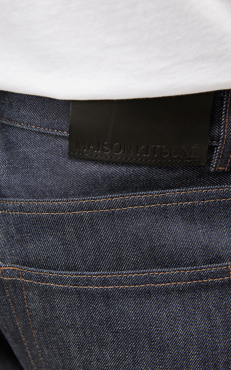 【Maison Kitsune】TAPERED JEANS IN INDIGO DENIM◆LM01176WW00 Blue MAISON KITSUNÉ Indigo Denim Tapered Jeans | SVD