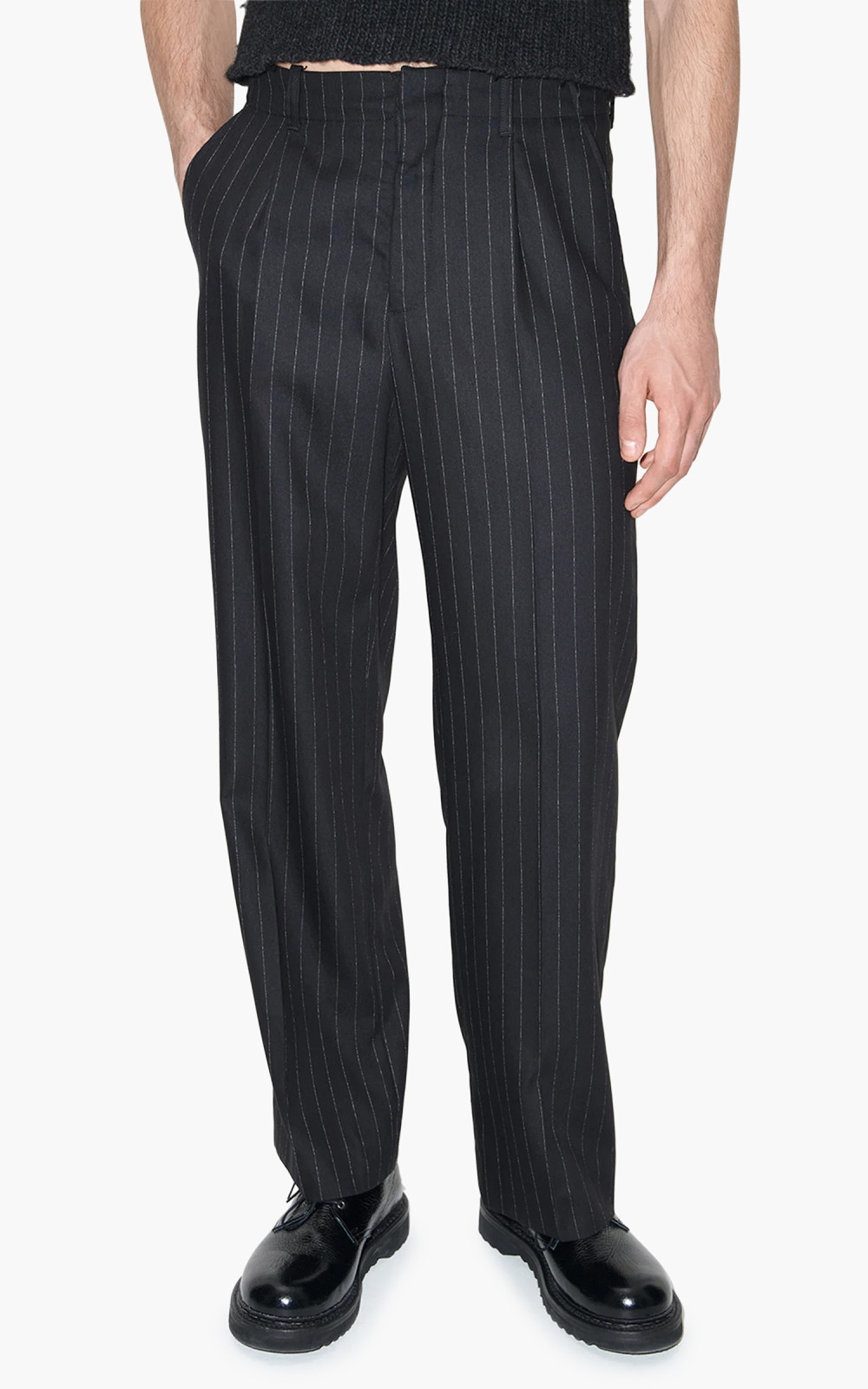 Borrowed Canvas Chino in Black