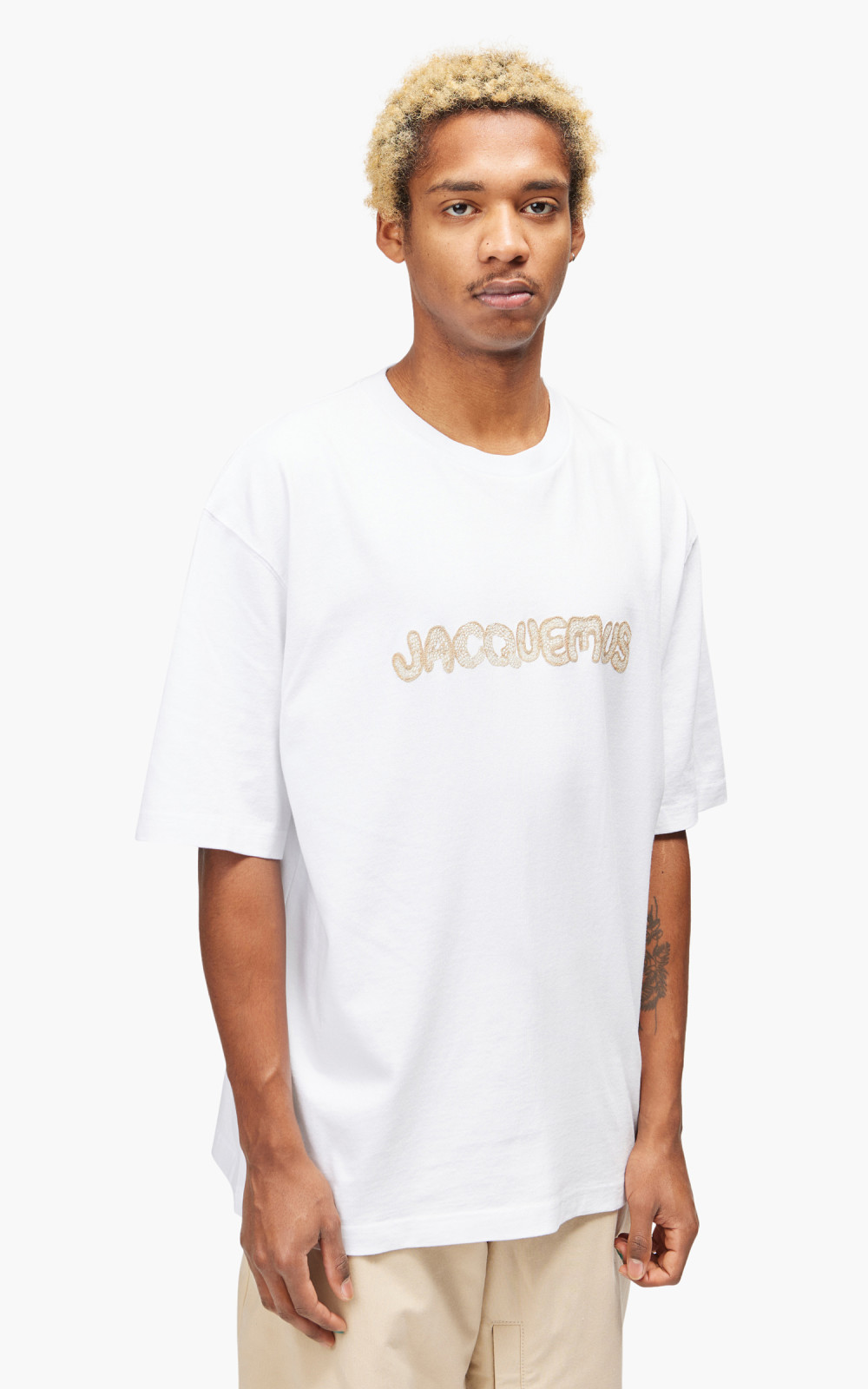 Jacquemus_235JS096-2102-1DN-Le