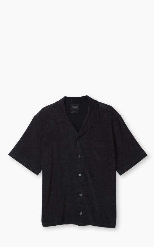 Howlin' Cocktail In Towel Shirt Black