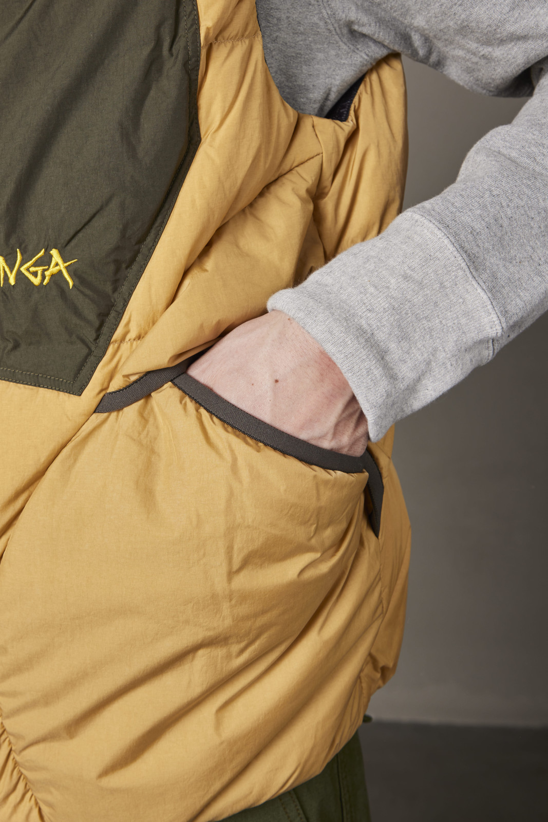 Nanga Mazeno Ridge Vest Beige | Cultizm