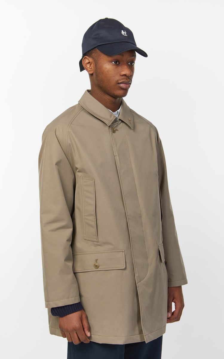 Nanamica 2L GORE-TEX Soutien Collar Coat Beige | Cultizm