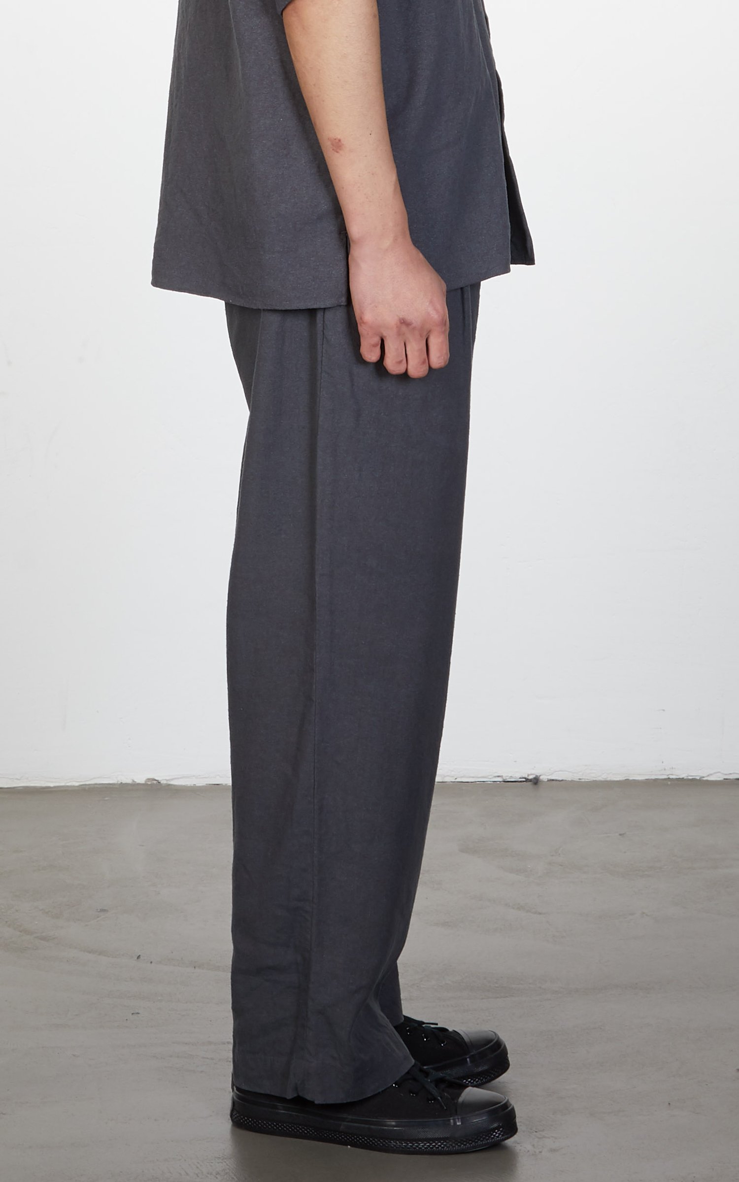 Markaware 'Marka' Silk Linen 2Tuck Straight Fit Easy Trousers Grey 