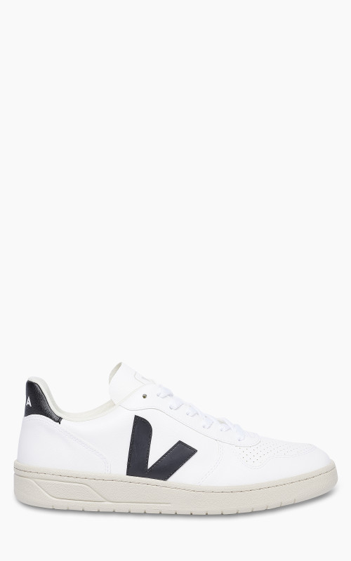 Veja V-10 CWL White/Black