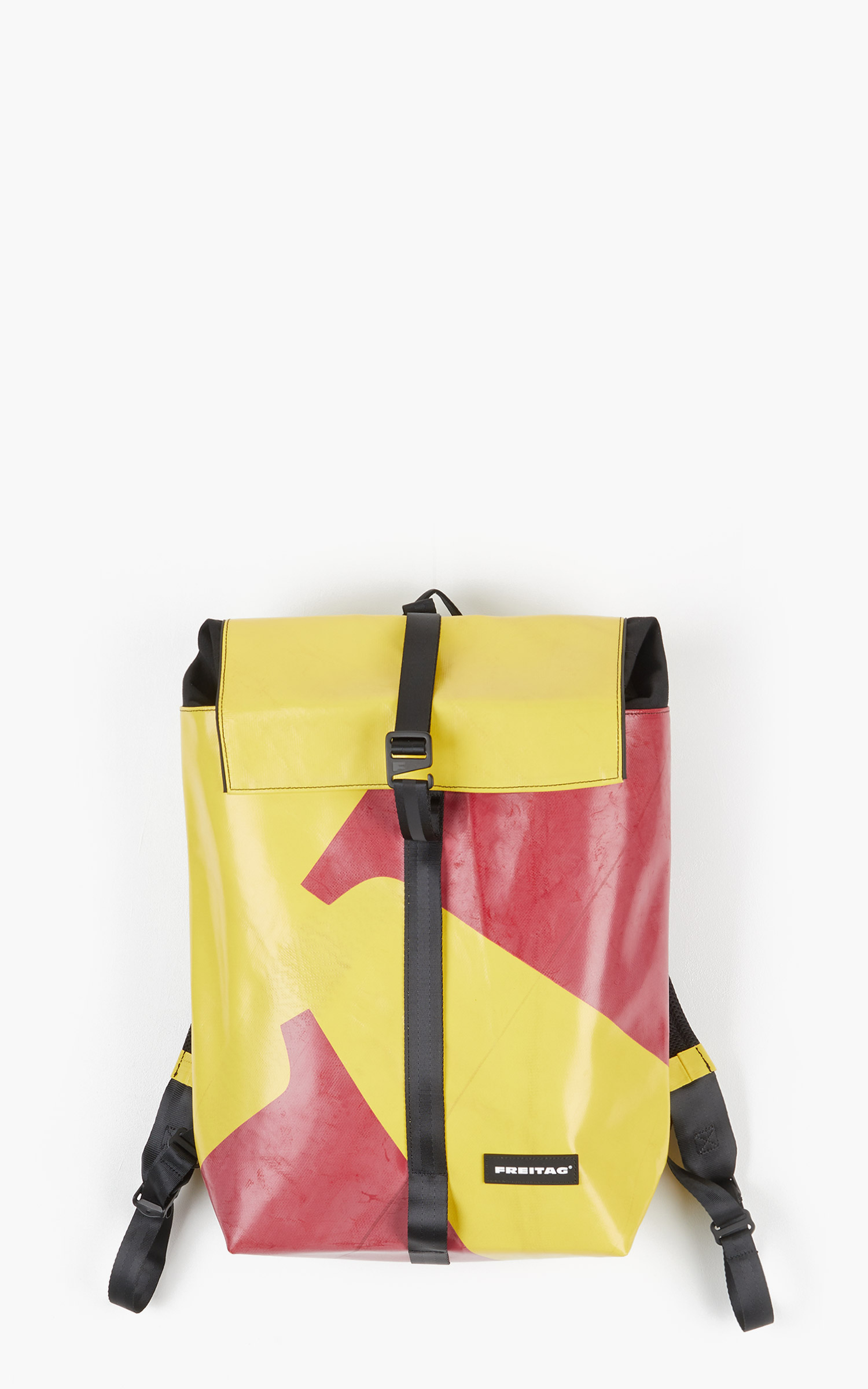 Freitag F155 Clapton Backpack Red 8-2 | Cultizm