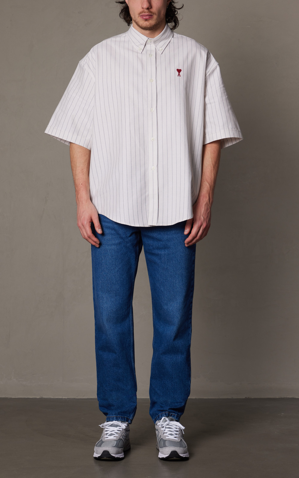 AMI Paris Boxy Fit Short Sleeve Shirt Chalk/Black | Cultizm
