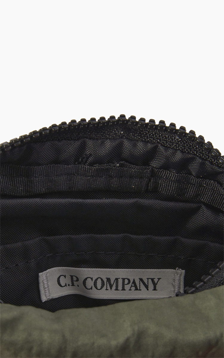 C.P. COMPANY トリコフト付きセタ 【関税込】 C.P. Company Nylon B Shoulder Pack Bronze Green | Cultizm