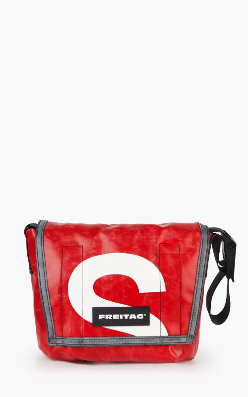 Freitag F11 Lassie Messenger Bag Classic S Red 12-2