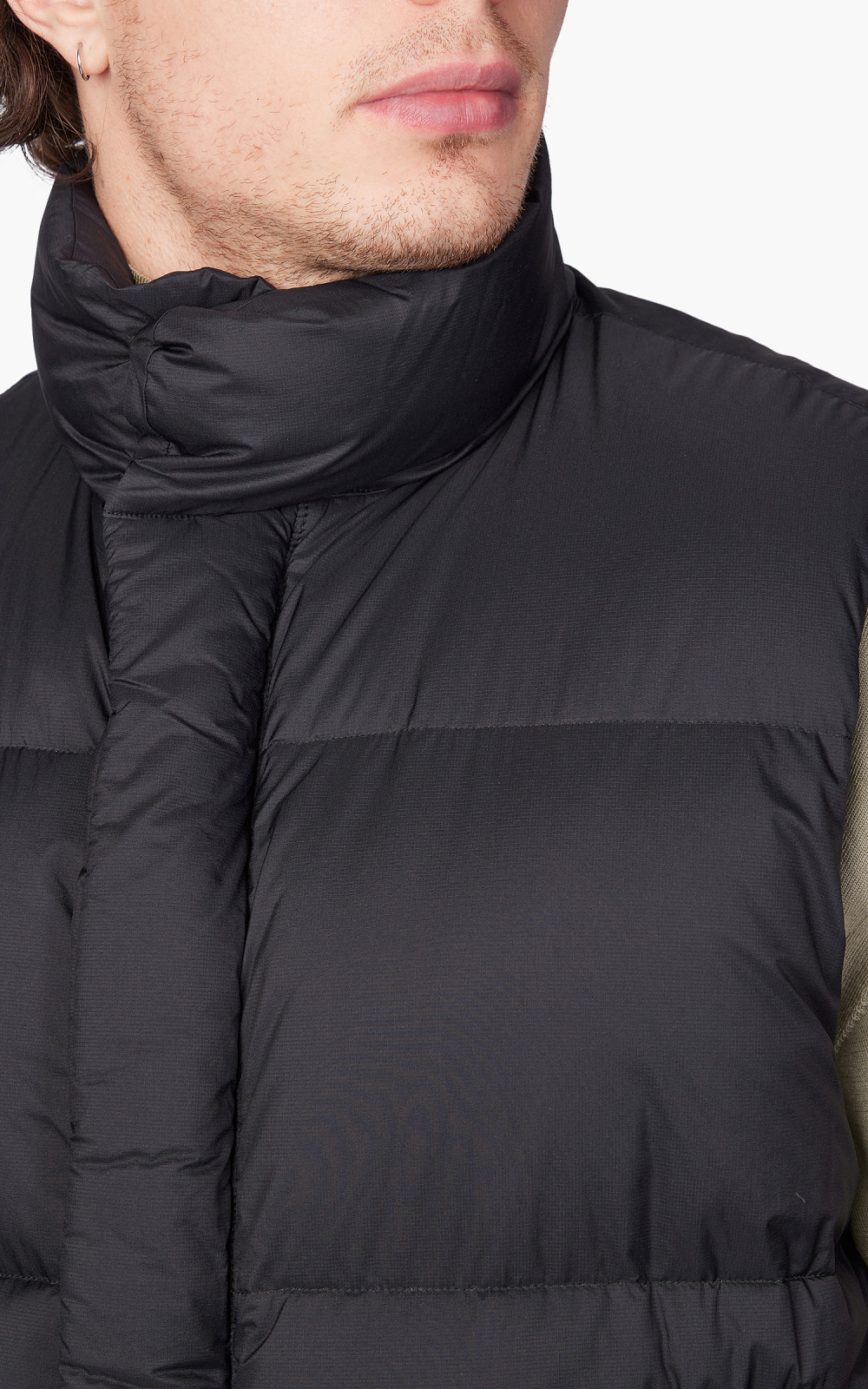 Auralee Super Light Nylon Ripstop Down Vest Black | Cultizm Auralee Super Light Nylon Ripstop Down Vest Black | Cultizm