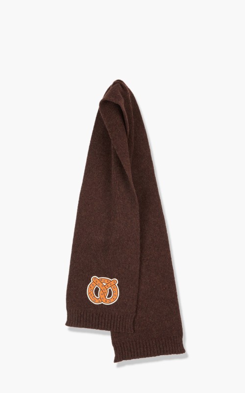 Howlin' Pretzel Scarf Brown