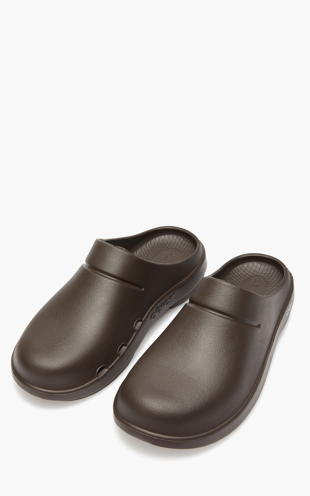 OOFOS Oocloog Sandals Mocha Cultizm