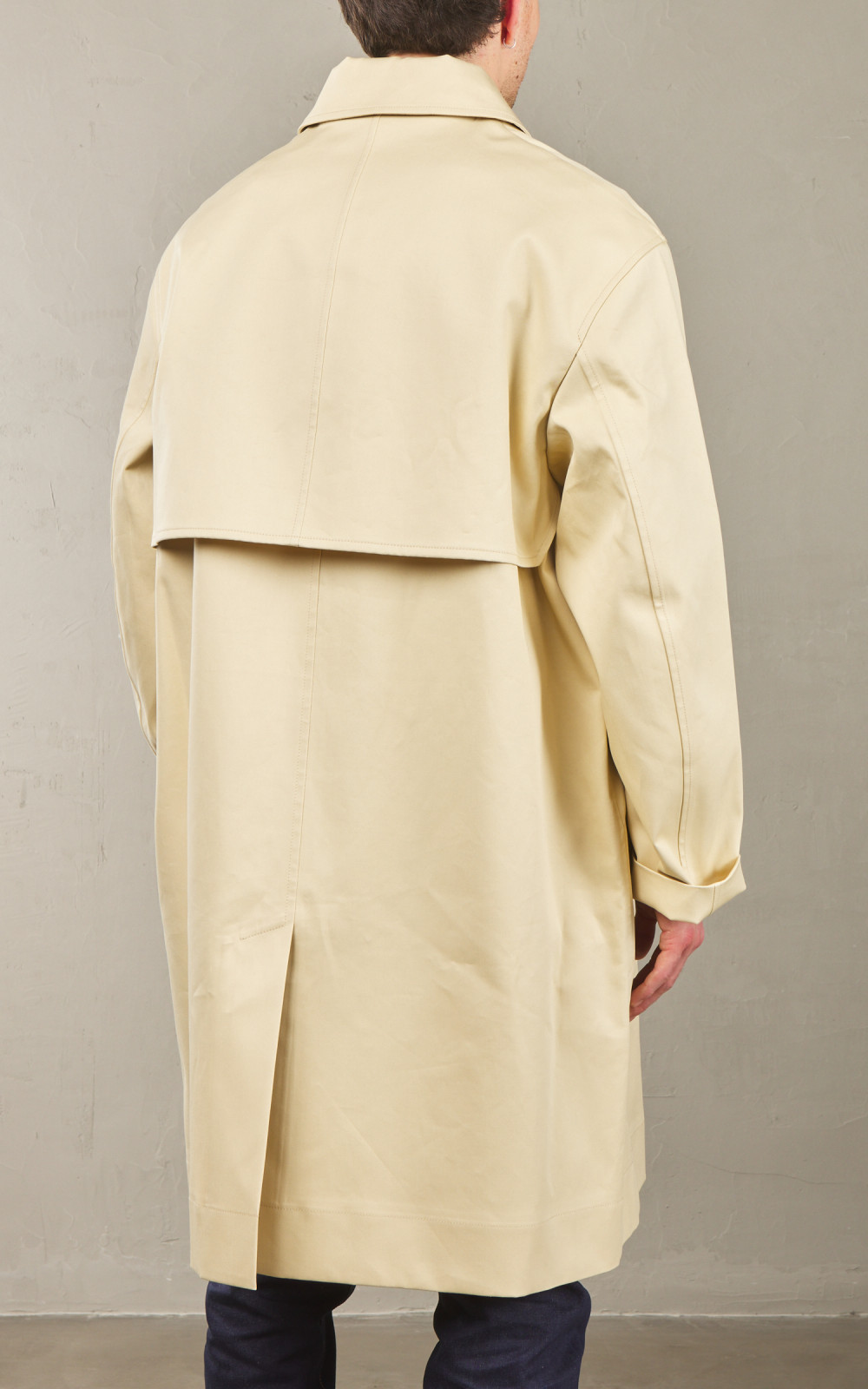 コート AMI PARIS Woman Coat Cream FCO317WV0016 718 AMI PARIS(アミ パリス) コート(レディース) - 海外通販のBUYMA