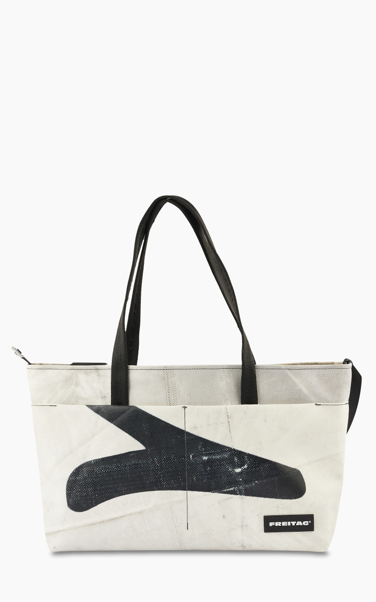 Freitag F560 Sterling Shopper Black 14-1 | Cultizm