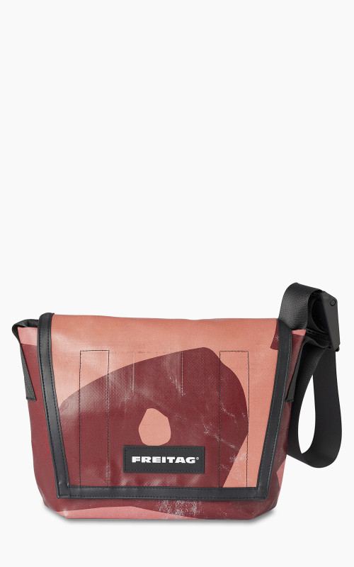 Freitag F11 Lassie Messenger Bag Classic S Red 18-2