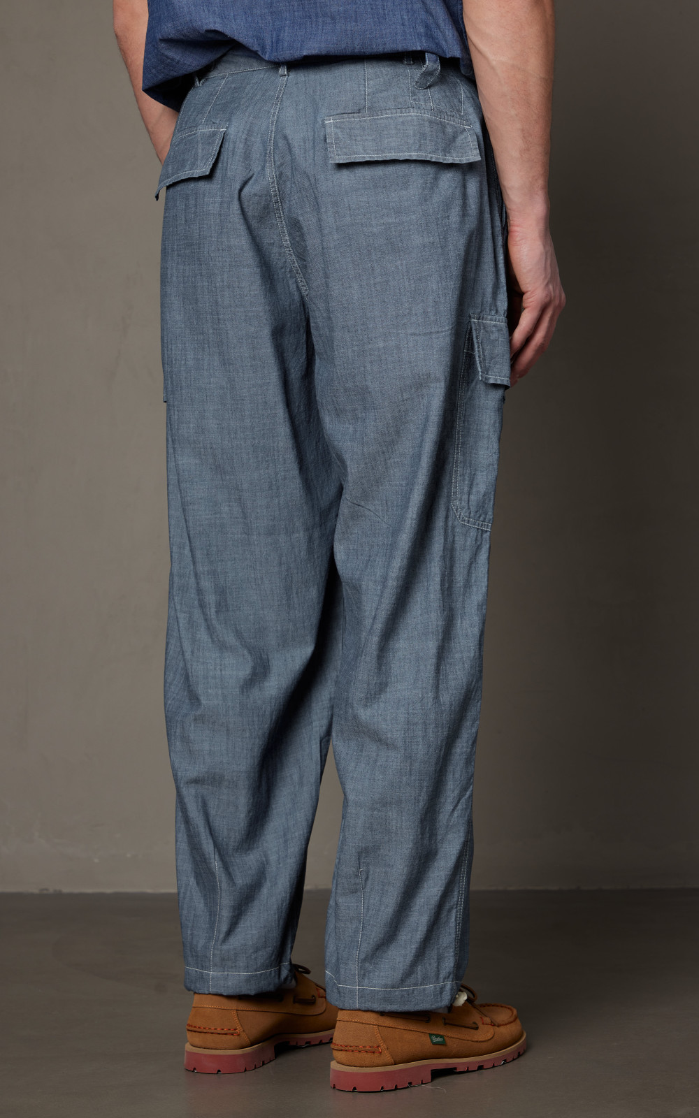 パンツ Y's INDIGO HEATHER CHAMBRAY CARGO PANTS Universal Works Cargo Pant Chambray Indigo | Cultizm