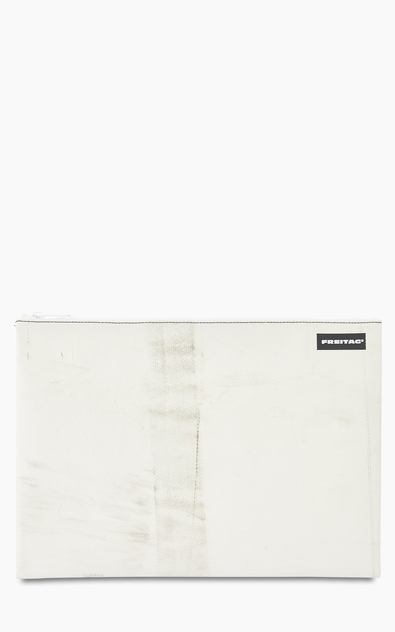 Freitag F08 Dan Pouch L White 15-1 | Cultizm